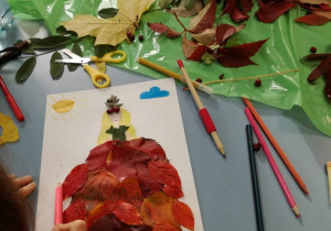 Pani Jesień w sukni z liści - praca plastyczna